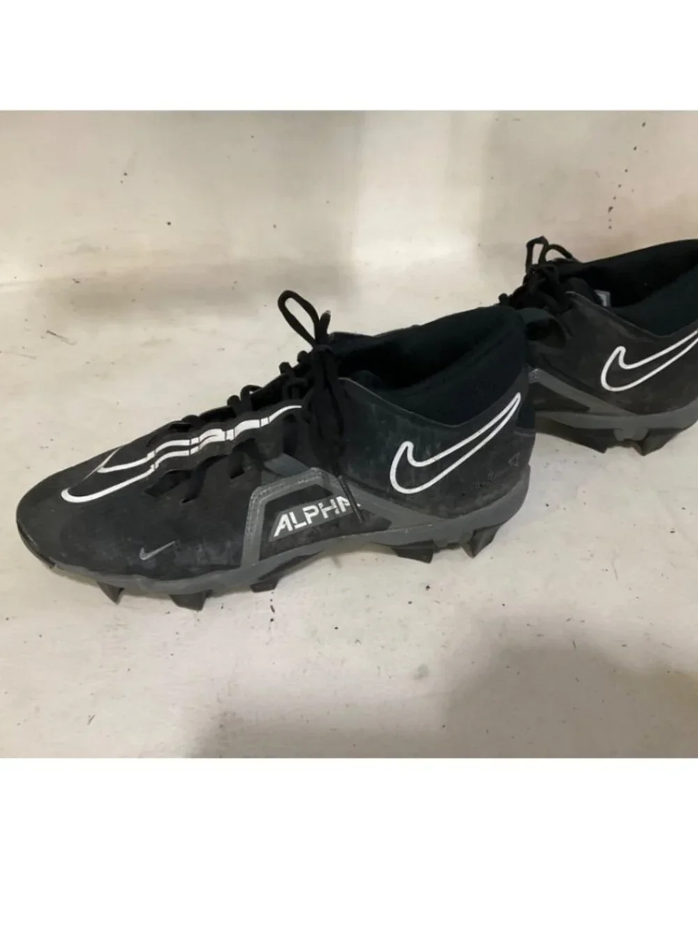 Men's Nike Football cleats. Size 10.5